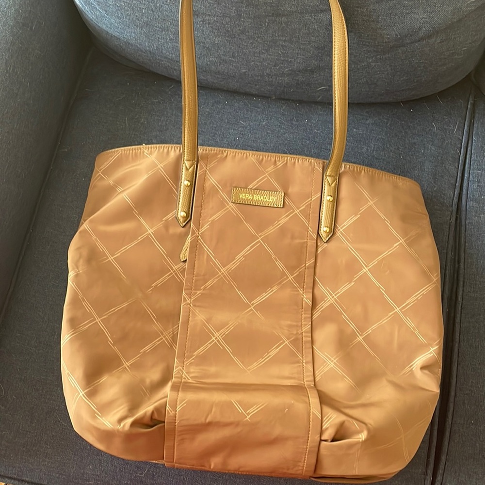 Vera Bradley Bag. No tags but never used. Stored.
